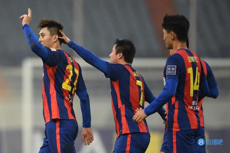 英媒footballtransfers的独家报道，阿森纳不会再继续尝试引进奥斯梅恩，而切尔西会继续尝试引进奥斯梅恩。